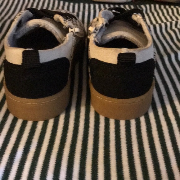 Zara - Picture 3 of 4